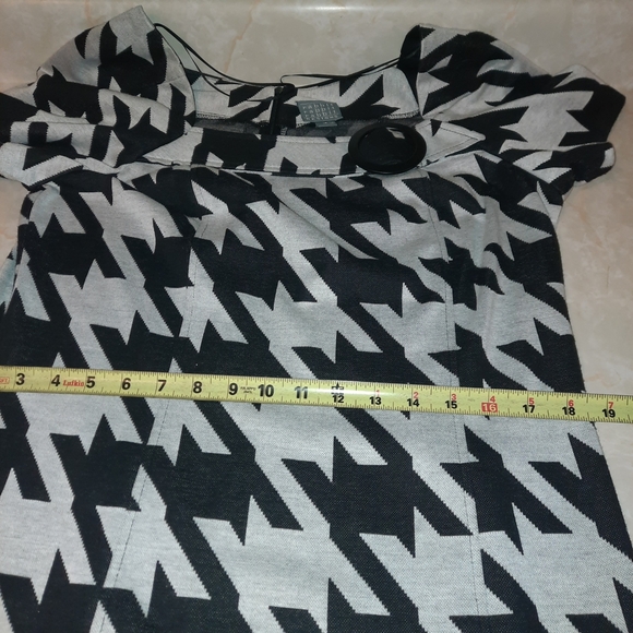Rabbit Rabbit Rabbit Monochrome Zigzag Dress - Picture 5 of 12